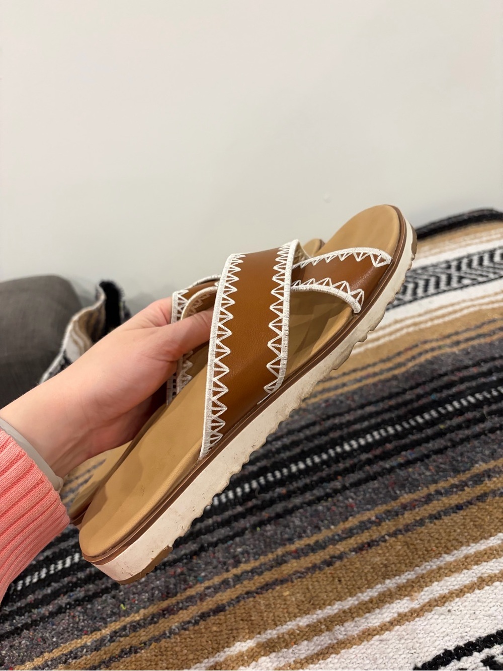 Catherine Malandrino Brown Slide Sandals with White Zigzag Trim - Picture 3 of 6